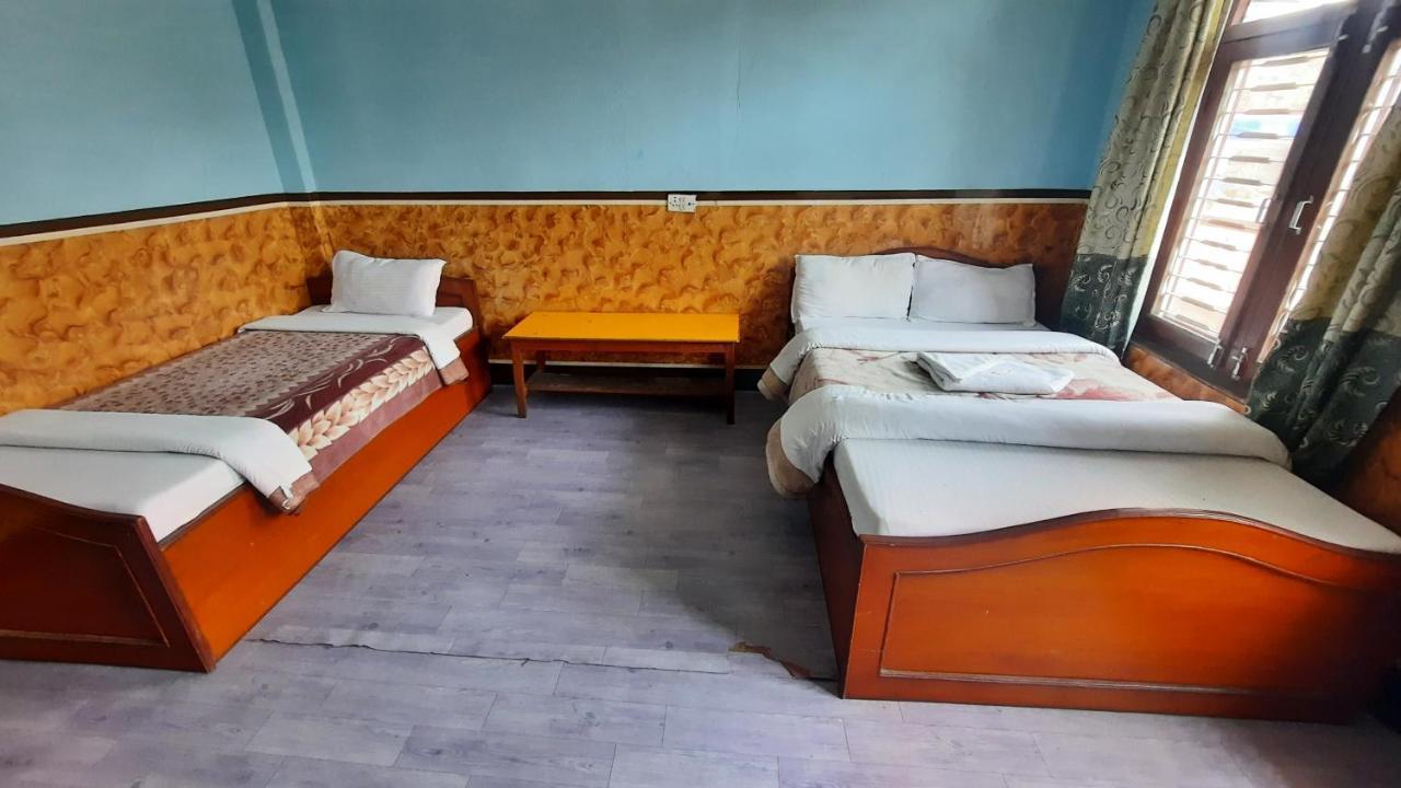 Hotel Lake Garden Pokhara Exterior photo